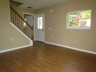 968 Bernhard Rd, Columbus, OH 43227 - photo 6