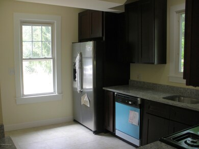 32 Tindall Rd, Middletown, NJ 07748 - photo 4