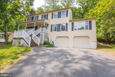 2445 Harpoon Dr, Stafford, VA 22554 - photo 2