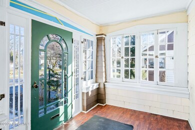 23 Oakwood Place, Delmar, NY 12054 - photo 2