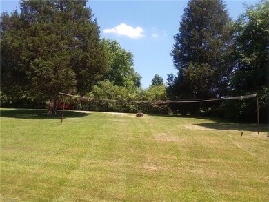 2715 Lafayette Place, High Point, NC 27263 - photo 5