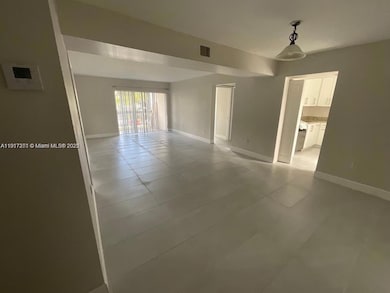 731 N Pine Island Rd unit 206, Plantation, FL 33324 - photo 3