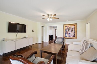 907 Gondola St, Sugar Land, TX 77478 - photo 6