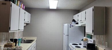 3309 Bridges St unit A22, Morehead City, NC 28557 - photo 3