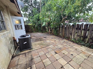 3882 Dale Rd, West Palm Beach, FL 33406 - photo 2