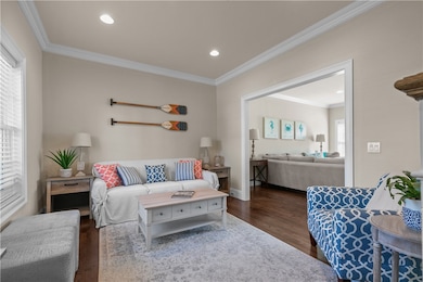 5 Lowndes St, Newport, RI 02840 - photo 4