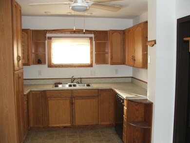 1555 UNION - 7