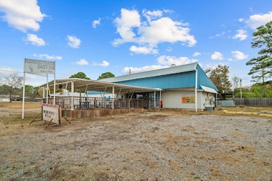 7649 Batesville Blvd, Pleasant Plains, AR 72568 - photo 2