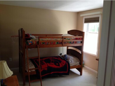 3 Floyd Rd, Derry, NH 03038 - photo 6