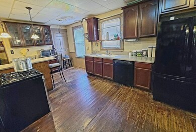 61 Wayland St, Dorchester, MA 02125 - photo 5