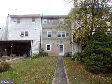 591 Manatawny St, Pottstown, PA 19464 - photo 2