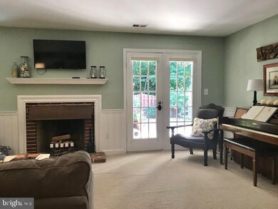 2013 Gervais Dr, Falls Church, VA 22043 - photo 7