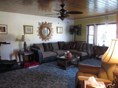 1183 Murfreesboro Hwy, Manchester, TN 37355 - photo 2