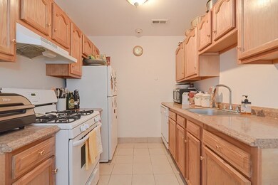 130 Fordson Ave unit 10, Cranston, RI 02910 - photo 5