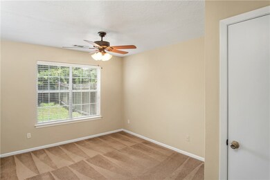 2516 Ashford West Dr unit Refreshed, College Station, TX 77840 - photo 7