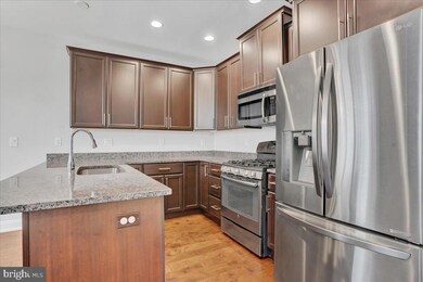 354 W 7th Ave, Conshohocken, PA 19428 - photo 5