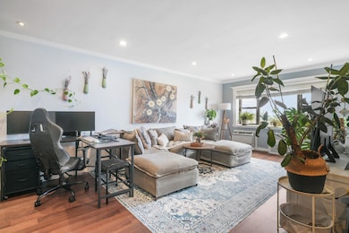 The Kenmore unit 6J, New Rochelle, NY 10805 - photo 3