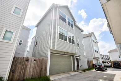 703 Link Rd, Houston, TX 77009 - photo 3