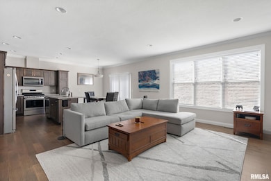 4434 Slate Creek Dr, Bettendorf, IA 52722 - photo 2