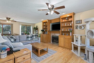 4616 N Sturdevant St, Davenport, IA 52806 - photo 7