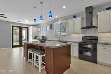 10039 E Lomita Ave, Mesa, AZ 85209 - photo 2