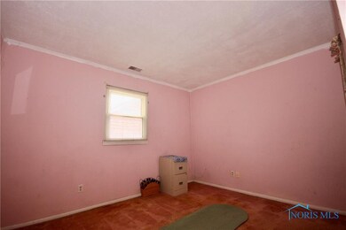 4610 Edgemont Rd, Toledo, OH 43611 - photo 7