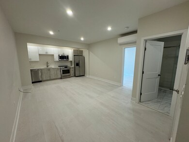 1540 N Shore Rd unit 203, Revere, MA 02151 - photo 3