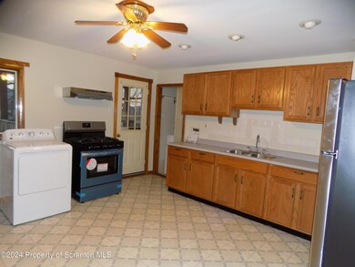 1349 Capouse Ave unit 2nd Fl, Scranton, PA 18509 - photo 3