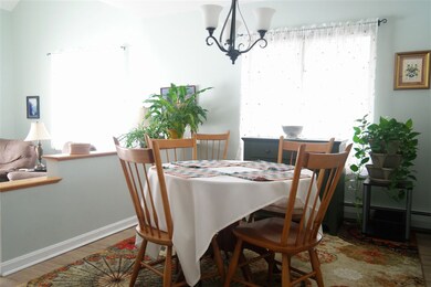 11 Magnolia Cir, White River Junction, VT 05001 - photo 3