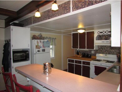 13 Shawn Ave, Nashua, NH 03062 - photo 4