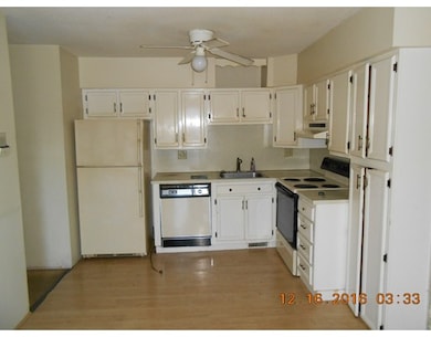 86 Fuller St unit 15, Ludlow, MA 01056 - photo 3