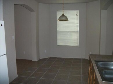 756 Desert Silver Dr, Horizon City, TX 79928 - photo 4