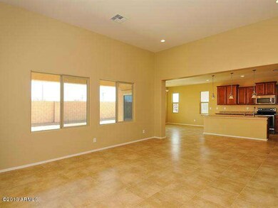007_Living - Kitchen
