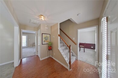 2219 Ballingarry Dr, Statesville, NC 28625 - photo 3