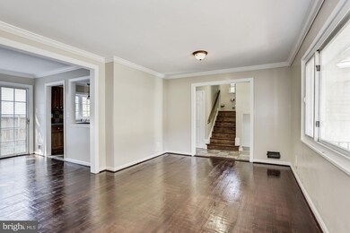 6001 Mustang Dr, Riverdale, MD 20737 - photo 4