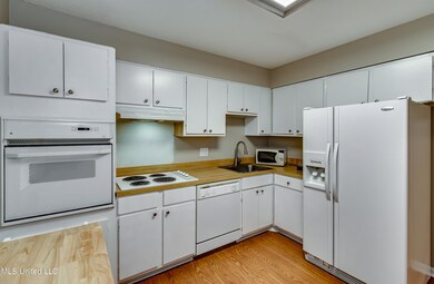 5155 Wayneland Dr L-3-12