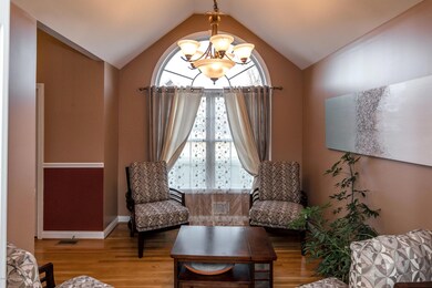 7002 Catalpa Springs Dr, Louisville, KY 40228 - photo 3