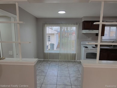 4661 Reader Dr, Warren, MI 48092 - photo 7