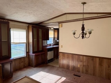 5811 James River Rd, Gladstone, VA 24553 - photo 6