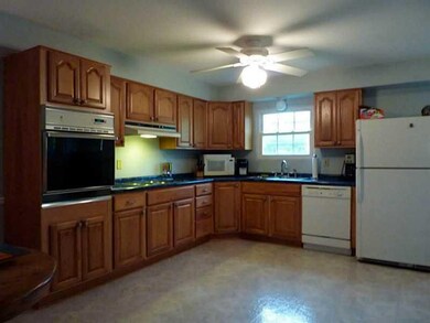 Kitchen. Large country kitchen.