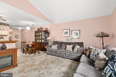 4018 Decatur St, Philadelphia, PA 19136 - photo 6