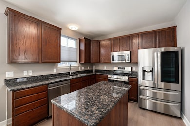 27106 Ladbroke St, Novi, MI 48374 - photo 5