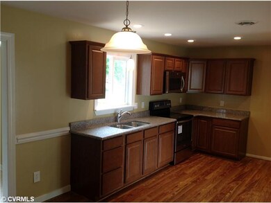 8524 Windingrun Ln, North Chesterfield, VA 23237 - photo 4