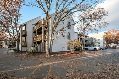 800 Bearses Way unit 3EB, Hyannis, MA 02601 - photo 3