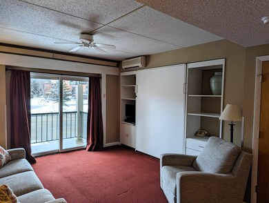 48 Cooper Memorial Dr unit 203, Lincoln, NH 03251 - photo 4