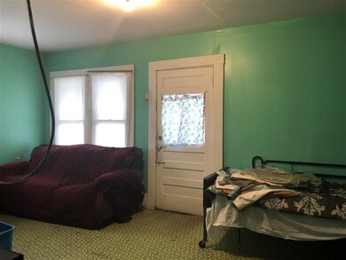 2301 Monterrey Ave, Laredo, TX 78040 - photo 3