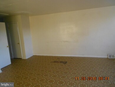 3921 Gideon Rd, Brookhaven, PA 19015 - photo 5