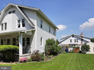 121 W Wyomissing Blvd, Reading, PA 19609 - photo 3