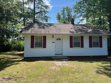 933 Pleasant Point Rd, Surry, VA 23883 - photo 2