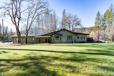 550 Earhart Rd, Rogue River, OR 97537 - photo 3